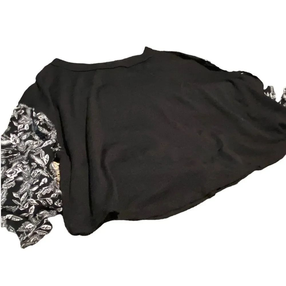 Wonderful size large top excellent condition see pics